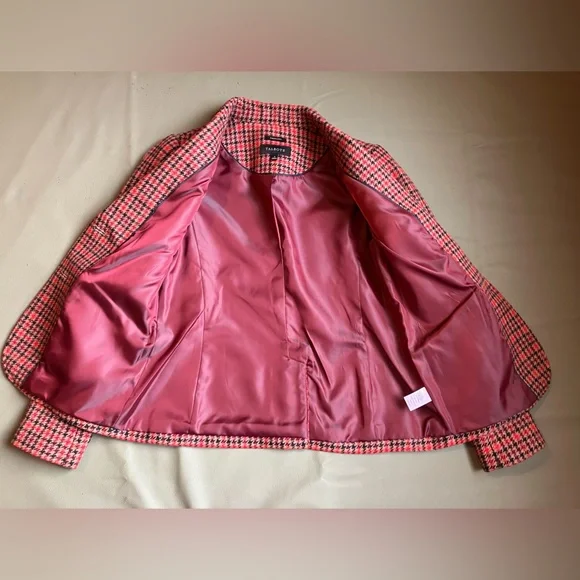Red Houndstooth Blazer Wool Blend Crest Buttons Fully Lined Size 4 Talbots - Picture 7 of 10